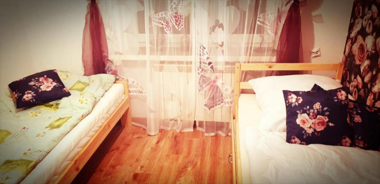 Apartament Wrzos Bieszczady Чарна Екстериор снимка