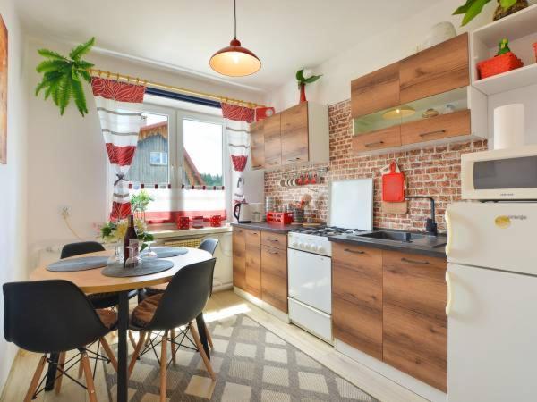 Apartament Wrzos Bieszczady Чарна Екстериор снимка